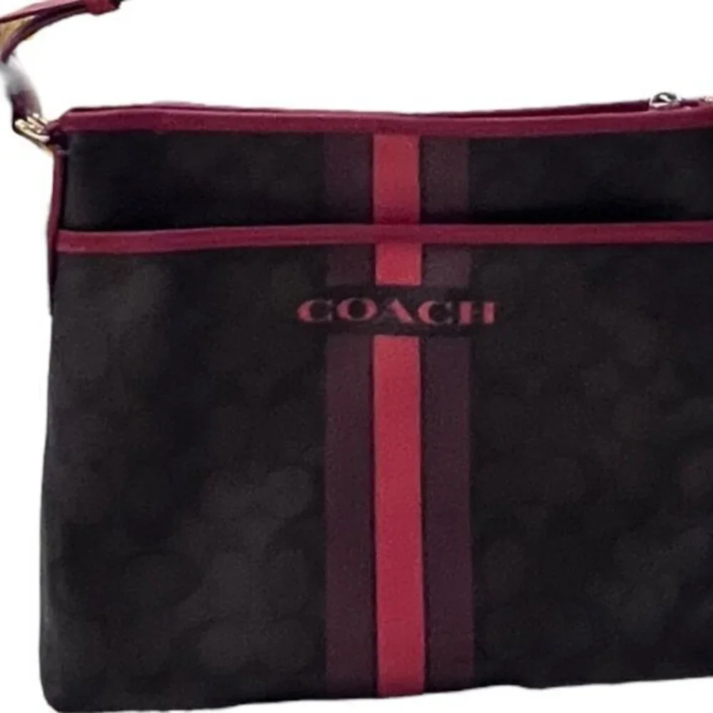 🎉SALE🎉 COACH Signature Varsity Stripe Crossbody Bag Brown Red PVC - Picture 3 of 16
